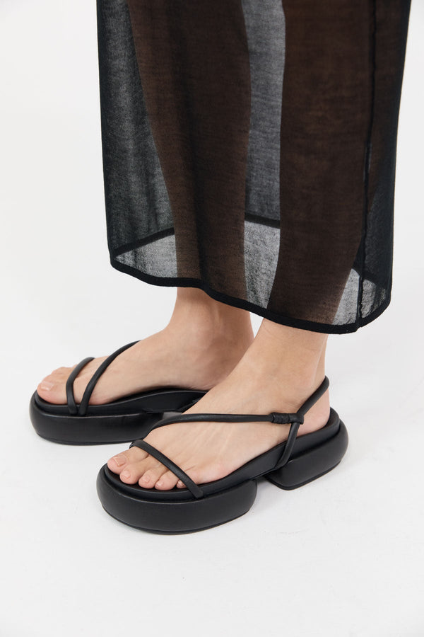 Strappy Pillow Slides - Black