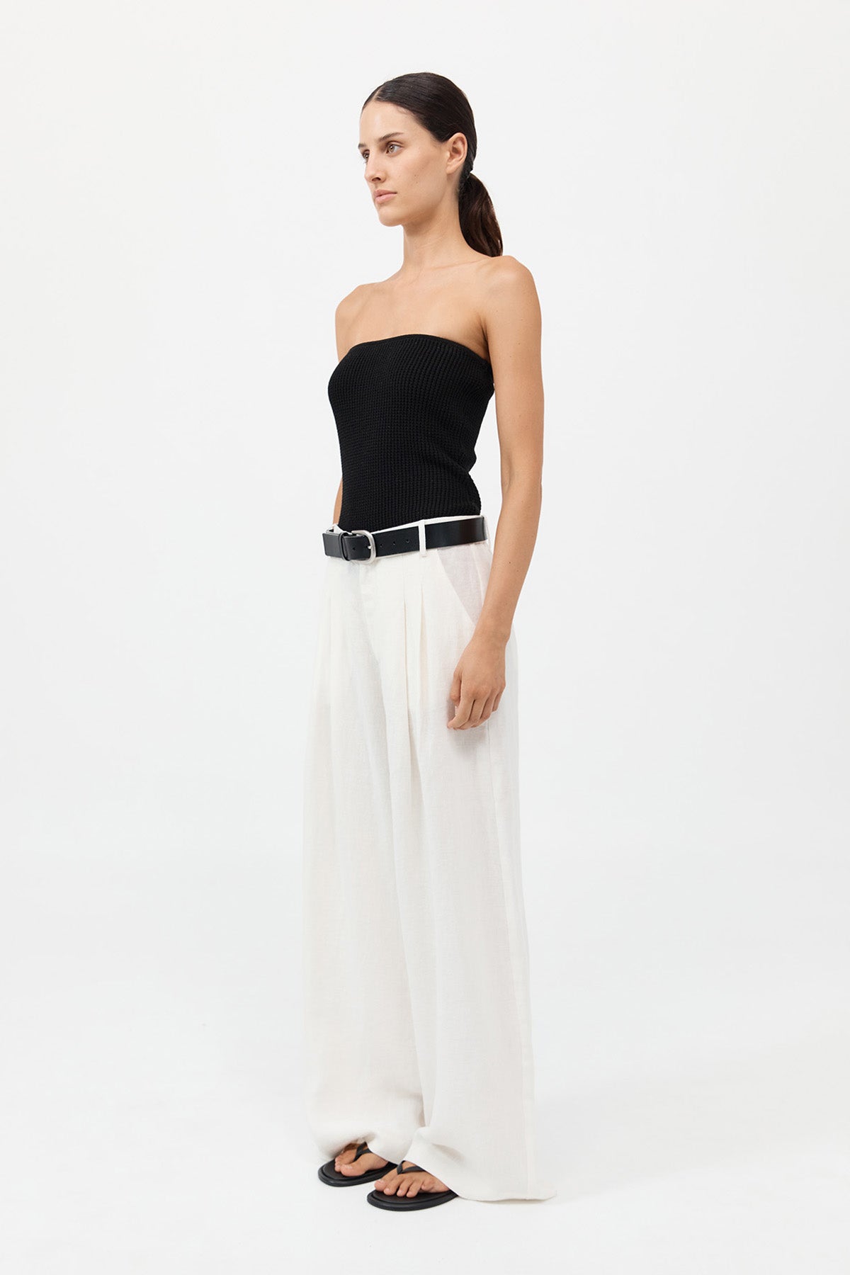 Textured Knit Strapless Top - Black