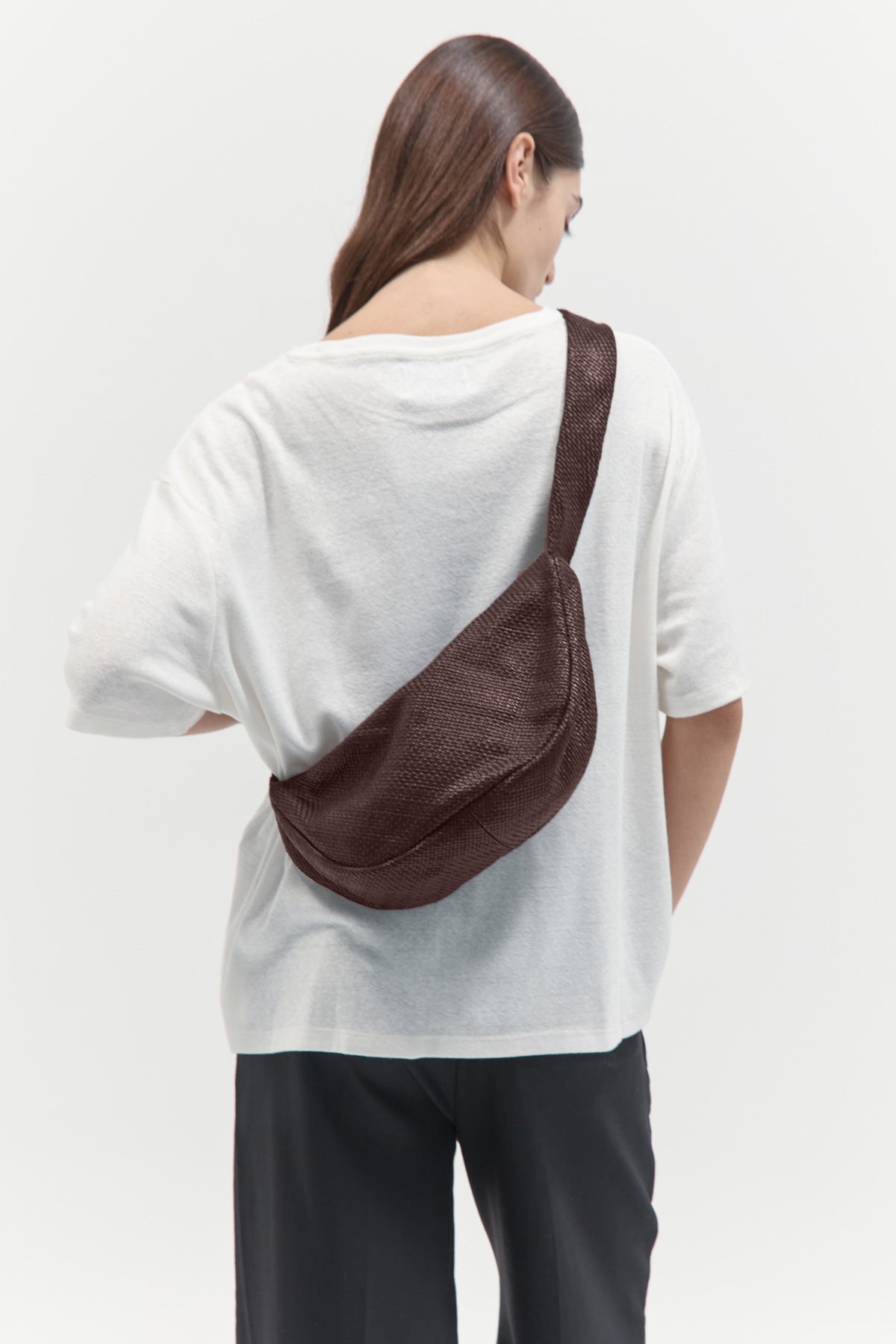 Woven Crescent Bag - Chocolate